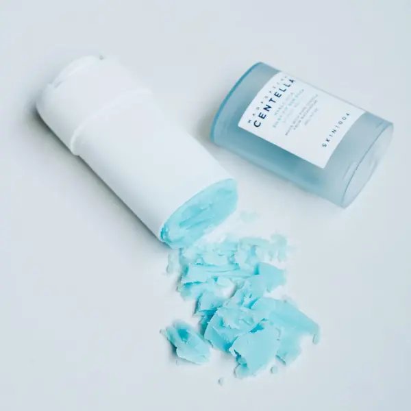 Skin1004 Centella Hyalu-Cica Silky-Fit Sun Stick 20g