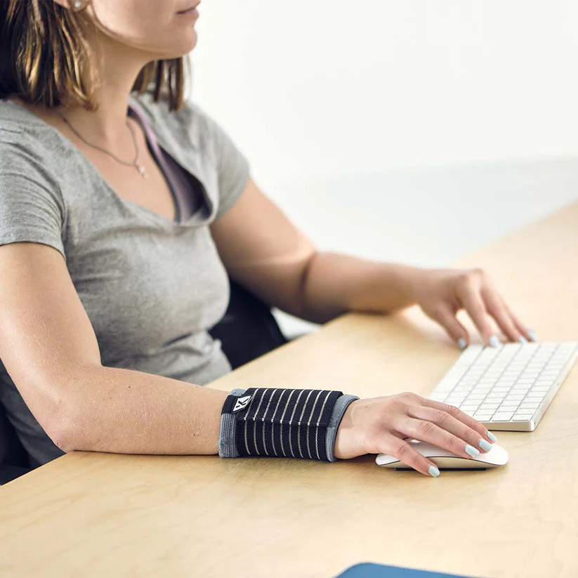 Kedley Active Elasticated Wrist Support Medium/Large