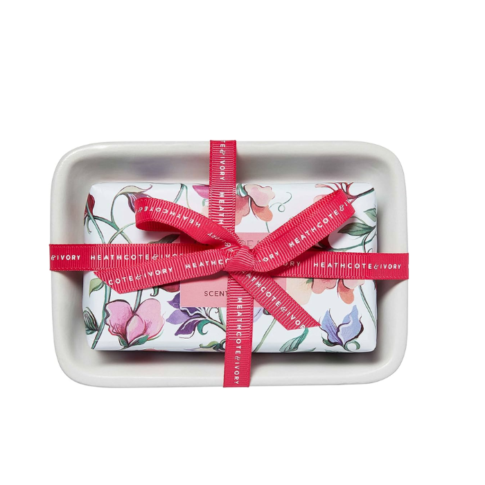 Heathcote & Ivory Sweet Pea & Honeysuckle Scented Soap In Dish 150g