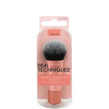 Real Techniques Mini Expert Face Brush