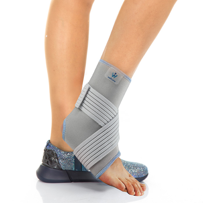 Wellcare Ankle  Brace  With Strap Small Size